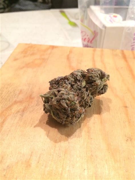Photos Of Purple Kush Weed Strain Buds Leafly