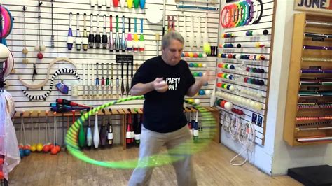 Dubé Juggling Presents Tony Duncan Bounce Juggles While Hooping Youtube
