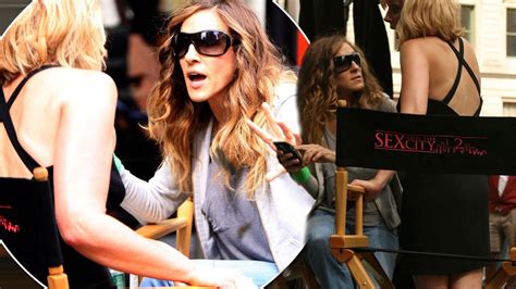 kim cattrall and sarah jessica parker s vicious feud revealed via behind the scenes sex and the