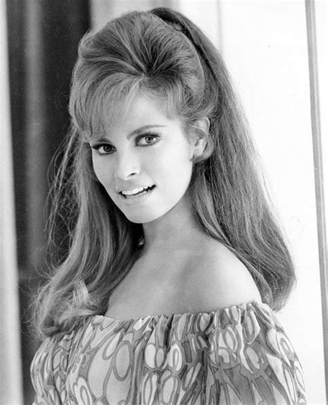 1960s Hairstyles 60s Hair Photos Ideas