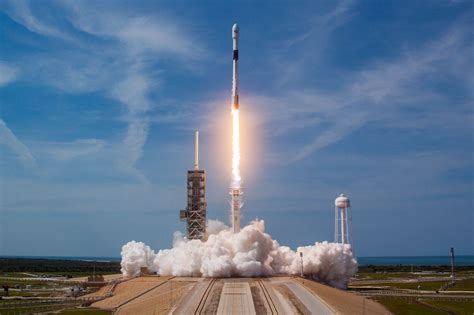 Spacex Y Nasa Lanzan Misión Que Abre La Era De Viajes Comerciales Al