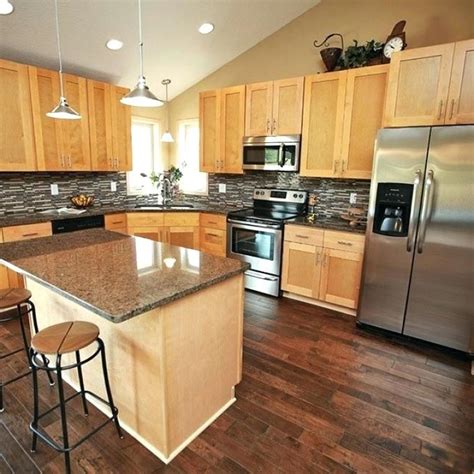 Honey shaker maple rta kitchen cabinets in affordable this is a good example of stain grade cabinet with full overlay s style best redo kingston domain spice and fgy google search hardwood floors wood. Honey Maple Shaker Kitchen Cabinets Natural Shaker Kitchen ...