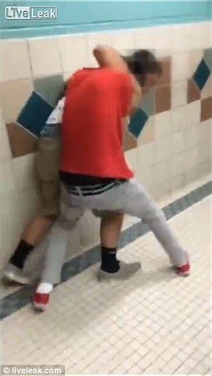 Teen Is Knocked Out Cold After Being Bodyslammed Onto Floor In High School Brawl Daily Mail Online