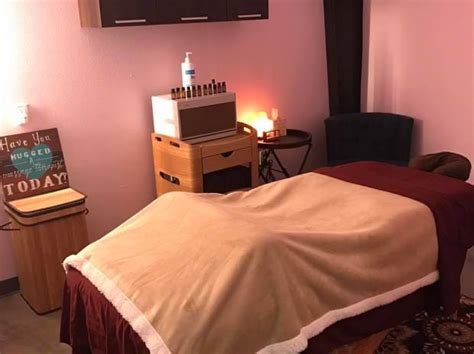 book a massage with julee watts massage therapy at spa 17 joplin mo 64801
