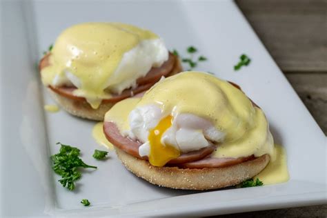 This Easy Eggs Benedict Recipe Is Delicious English Muffin Halves Are