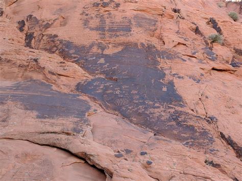 Petroglyphs Near Atlatl Rock Valley Of Fire State Park Nevada Valley