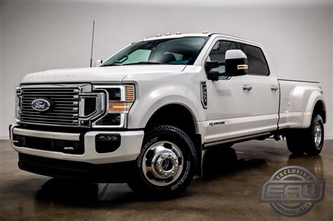 2022 Ford Super Duty F 350 Drw Limited 129 Miles Star White Metallic