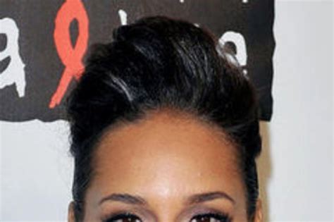 2011 Alicia Keys Best Beauty Looks Essence