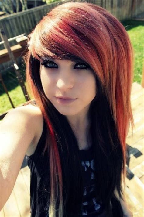People Think Only Emo People Have This Haircut Penteados Emo Cabelo