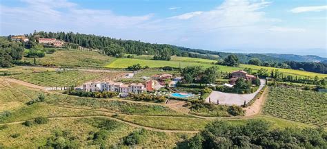 You can choose a charming agriturismo cottage, a stunning villa with private pool, an exclusive fully staffed luxury villa or a historical castle with pool. Large agriturismo in Tuscany with stunning views