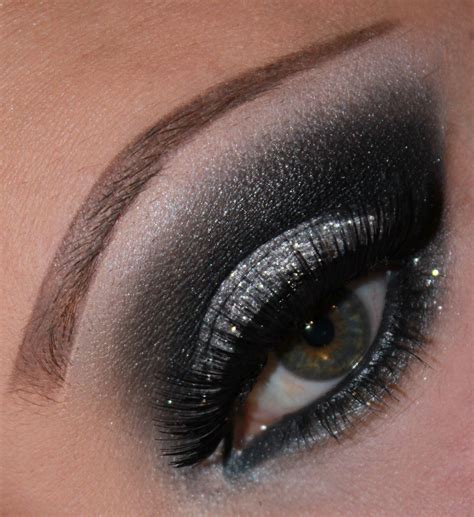 Black Silver And Glitter Smokey Eyes Silver Smokey Eye Smokey Eye