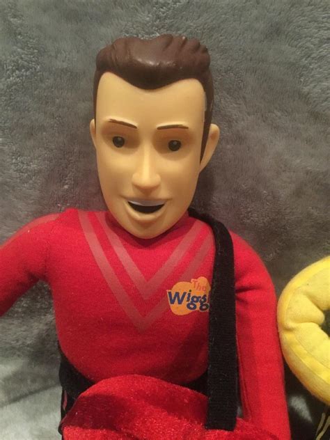 The Wiggles Plush Vinyl Squeeze And Play Sing Emma Simon Lachy Doll Set