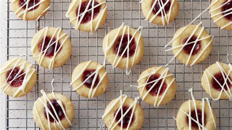 Best paula deen christmas cookies from paula deen recipes for christmas treats. Paula Deen Spritz Cookie Recipe - Pin On Paula Dean ...