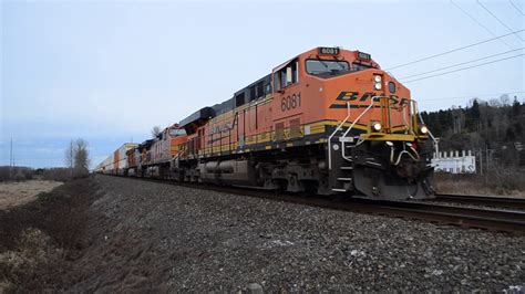 Day And Night Trains Bnsf Seattle Sub At Sumner And Puyallup Youtube