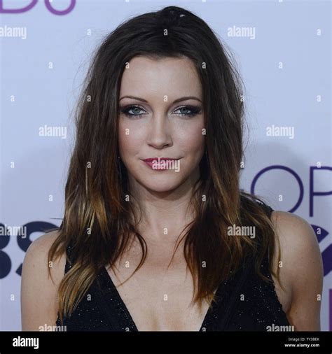 Actress Katie Cassidy Attends The Peoples Choice Awards 2013 At Nokia Theatre La Live In Los