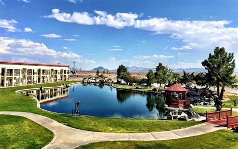 Гостиница sleepin hotel & casino по адресу: Death Valley Hotels with Pool | Longstreet Inn and Casino