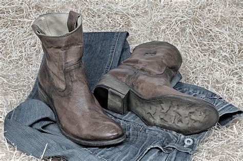 Roper Style Boots Stock Photos Pictures And Royalty Free Images Istock