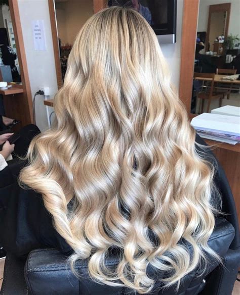 curly hairstyles 5 different ways to curl your hair curled blonde hair blonde hair looks wavy