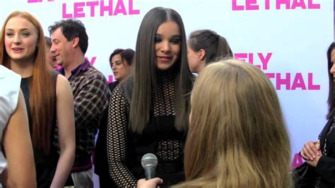 Hailee Steinfeld Interview At Barely Lethal Movie Premiere Youtube