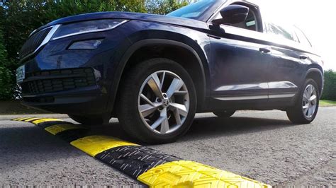 How To Avoid The Damage Caused By Speed Bumps In Your Car