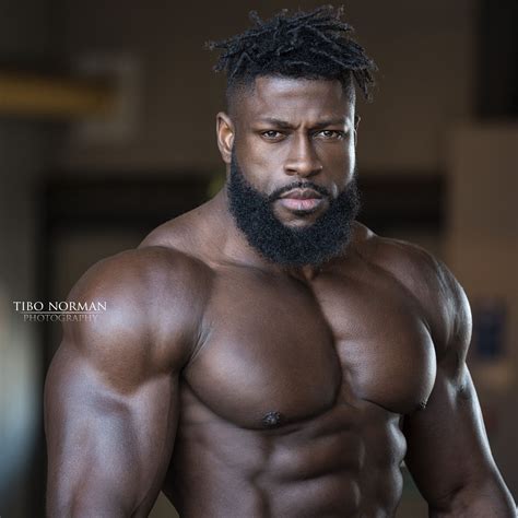Outdoors — Tibo Norman Black Bodybuilder Black Muscle Men Gorgeous Black Men