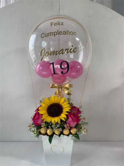 Actualizar 64 imagen arreglos florales de cumpleaños con globos