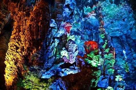 Пещера тростниковой флейты Китай 12 фото