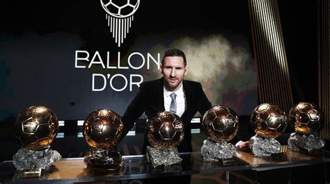 El Delantero Argentino Lionel Messi Se Lleva El Balón De Oro 2019