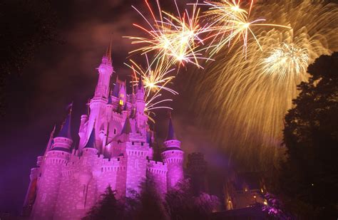 Free Free 227 Cinderella Castle With Fireworks Svg SVG PNG EPS DXF File