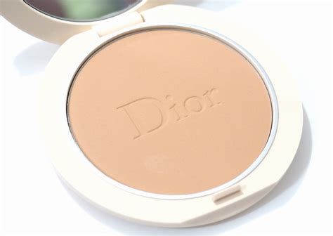DIOR Forever Natural Bronze Powder Bronzer Review Swatches In 01 Fair