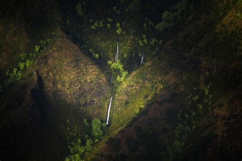 Michael Shainblum Captures The Natural Photogenic Beauty Of Kauai