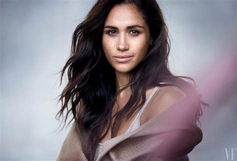 We Re In Love Actress Meghan Markle Opens Up About Relationship