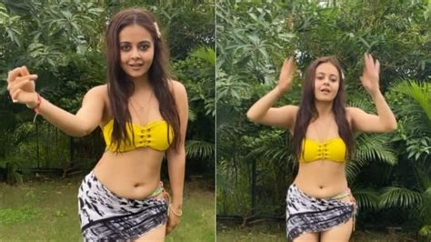 Devoleena Bhattacharjee Aka Gopi Bahu New Bikini Pic Hindi Filmibeat Hot Sex Picture