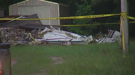Two People Killed When Plane Crashes Into Home Near Hope Mills Nc