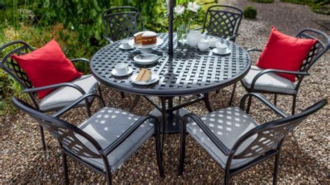 Great savings & free delivery / collection on many items. Hartman Hartman Berkeley 6 Seat Round Garden Furniture Set ...