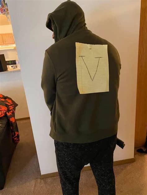 How People Pose When They Get Vlone Merch💀 Rvlone