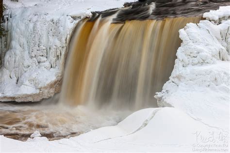 Tahquamenon falls are beautiful no matter what time of year you chose to visit. Upper Tahquamenon Falls, Winter, Michigan | Living ...