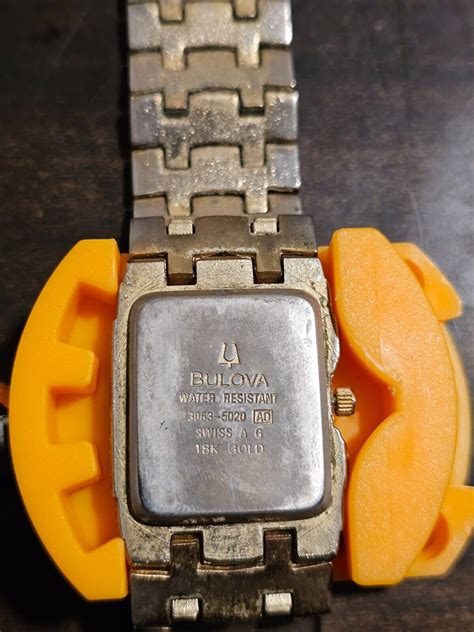 Vintage Bulova 18k Gold Plated Diamond Quartz Watch Mens 3063 5020 Ao