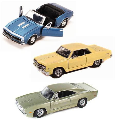 Best Of 1960s Muscle Cars Diecast Set 19 Set Of Three 124 Scale Diecast Model Cars
