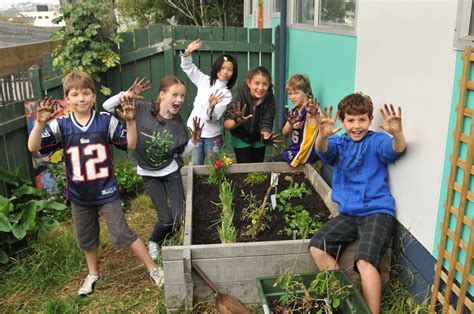 Us Embassy Celebrates Earth Day With Room 8 At Thorndon Flickr