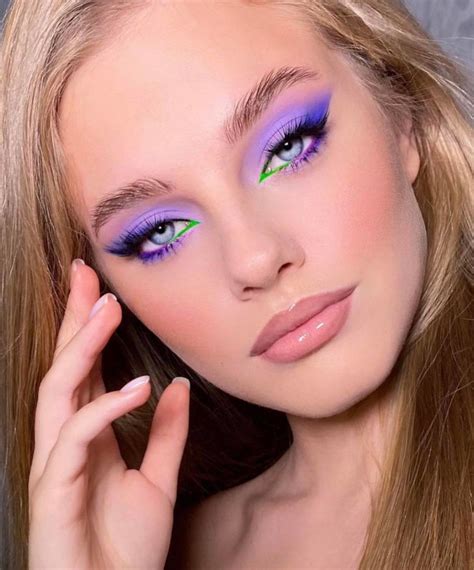 Winter Pastel Makeup Looks - How To Wear Pastel Eyeshadows In Winter ...