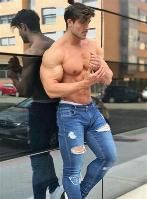 Muscle Hunks Mens Muscle Hot Guys Hot Men Shirtless Hunks Men With Street Style Hommes