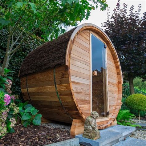 Wenn sie eine sauna im außenbereich, also z.b. Garten Infrarotkabine Saunafass Lux | OPTIRELAX®