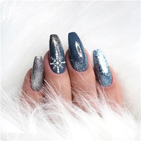 36 Deep Blue Nail Art Design For Winter Season Blue Nail Art Blue