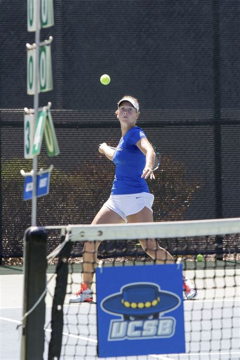 Womens Tennis Splits Ita Kick Off Weekend Tournament The Daily Nexus