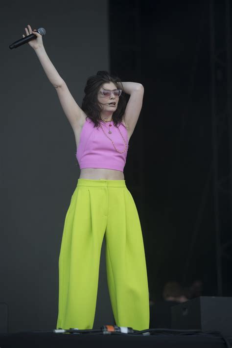 Lorde Performs Live At Radio 1s Big Weekend In Hull 05272017