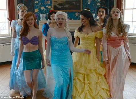 Parody Of Disneys Frozen Sees Elsa Inject The Film With Girl Power