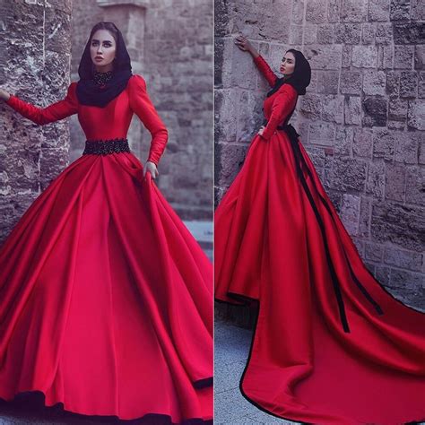 Arabic Turkish Islamic Muslim Wedding Dresses With Hijab Gelinlik 2019 Long Sleeve Princess Red