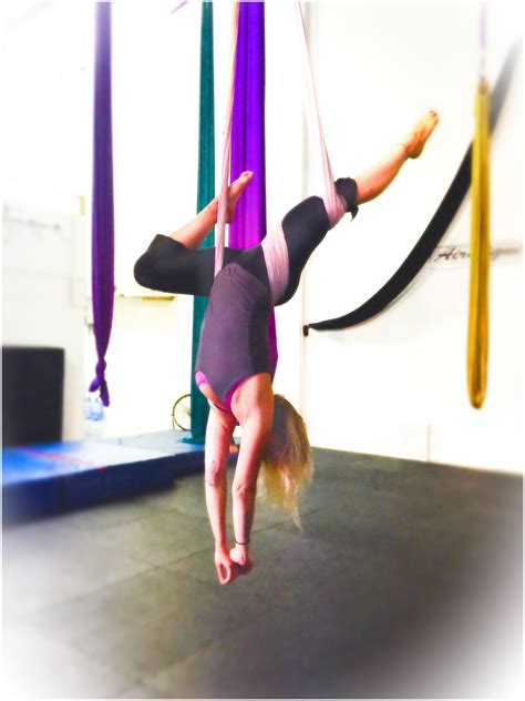 Nikee Airotique Aerial Dance Performing Arts