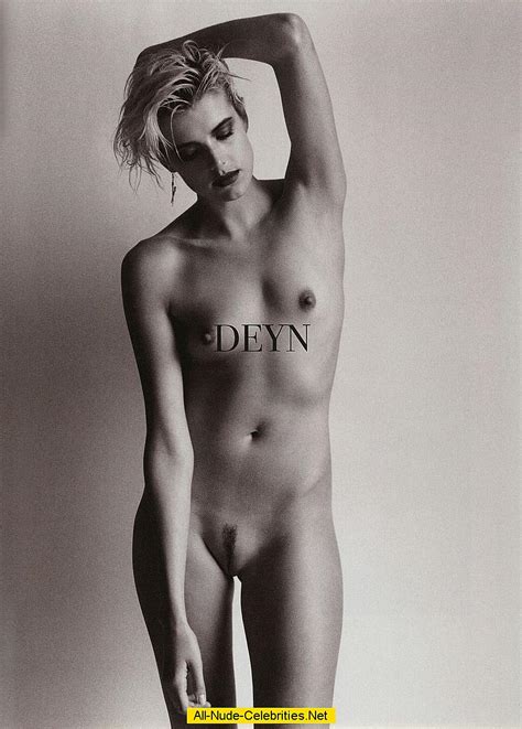 Model Agyness Deyn Posing Fully Nude Shows Her Small Tits And Pussy
